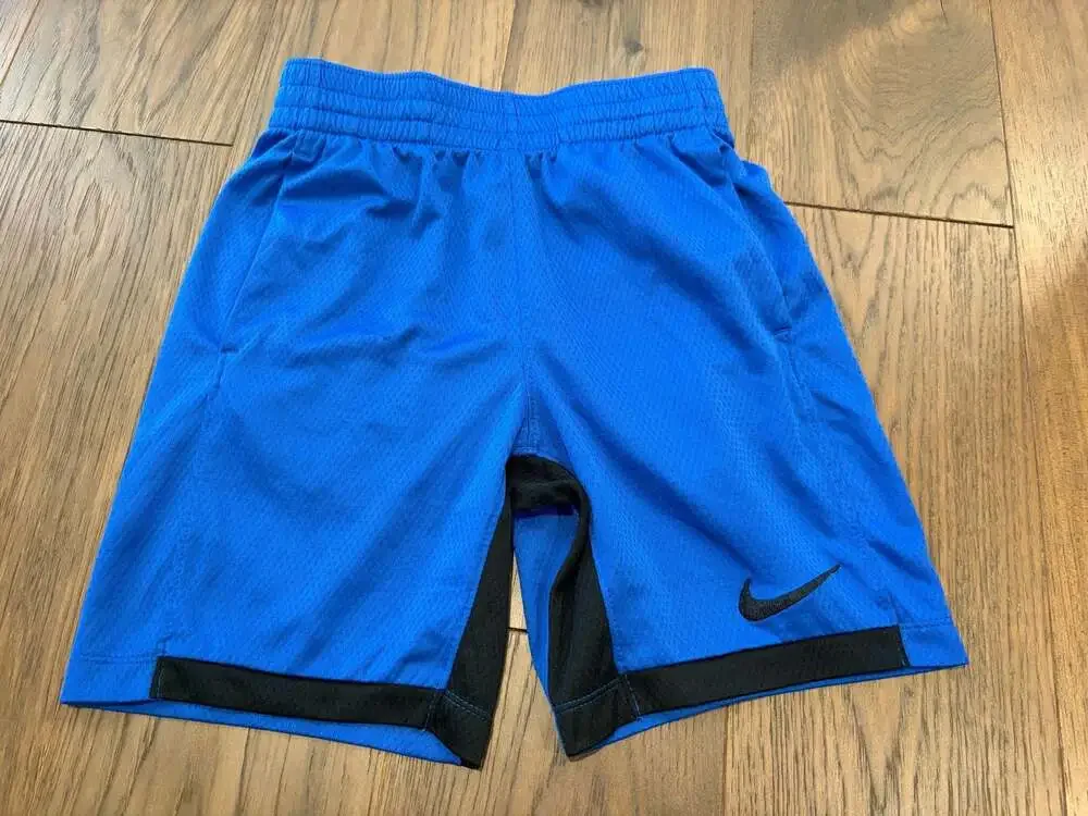 Nike Boys Dri-FIT Trophy Athletic Shorts Blue Black Size Small